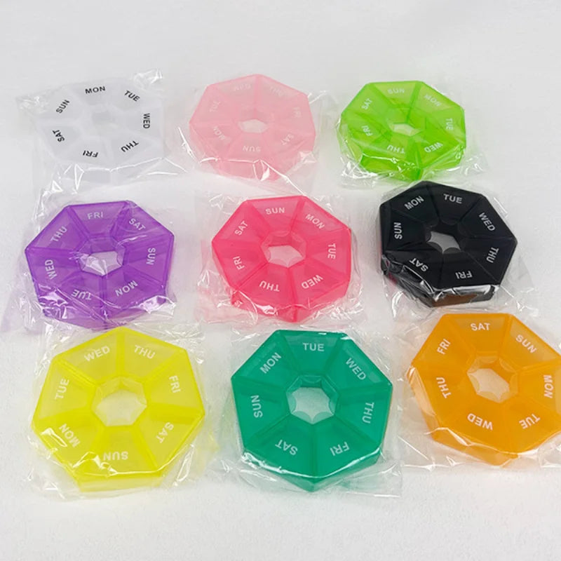 7-Day Portable Pill Organizer – 7 Compartments