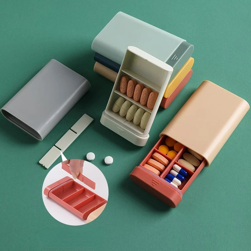 Mini Portable Travel Vitamin & Pill Organizer – Compact Daily Case